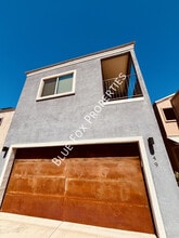 Building Photo - 149 E Stone Ct