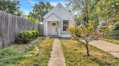 Building Photo - 6622 Crest Ave