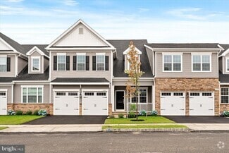 Building Photo - 4403 Thompson Dr