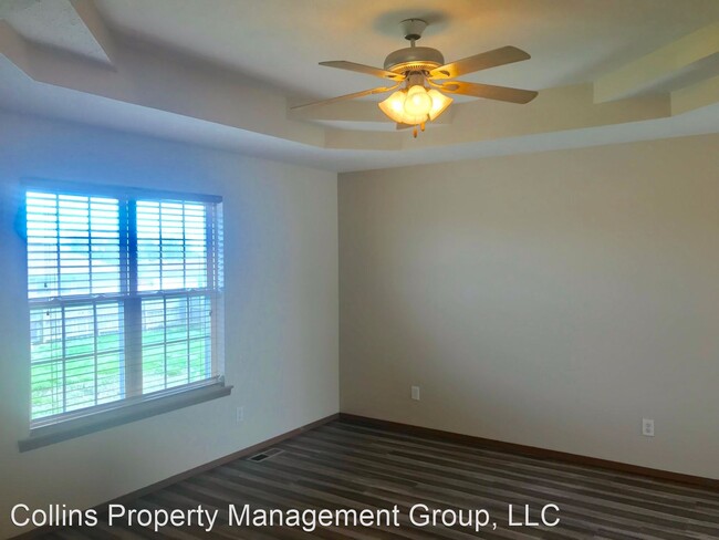 Foto del edificio - 3 br, 2 bath House - 200 N Christopher Ln