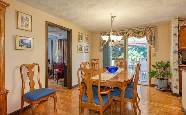 Foto del edificio - 6 Fairfax St