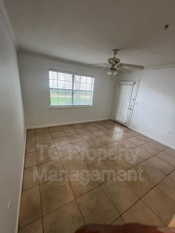 Foto del edificio - 805 Boardwalk Dr