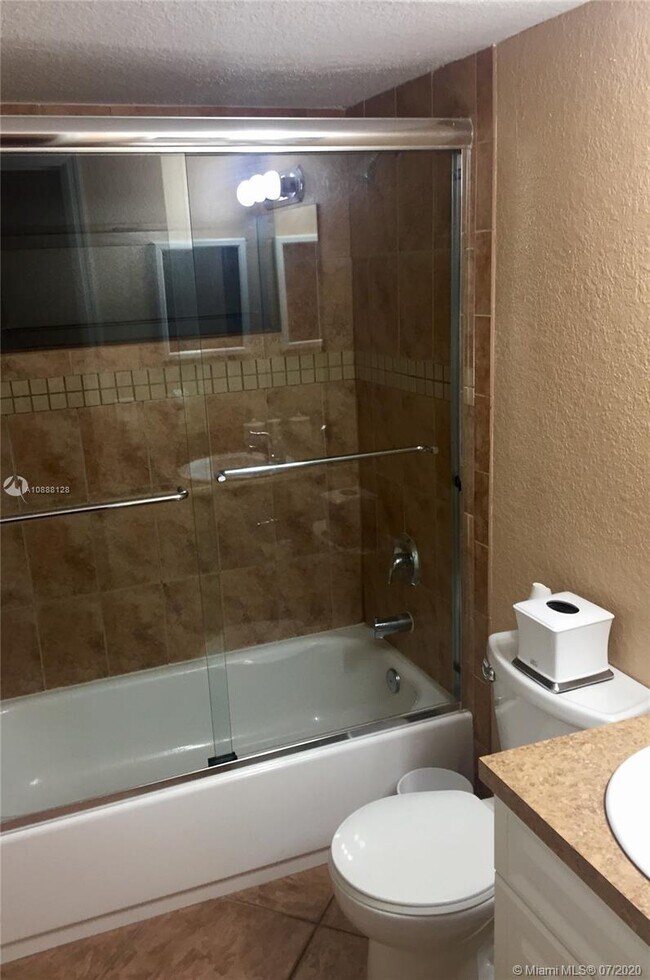 Foto del edificio - 14851 SW 104th St