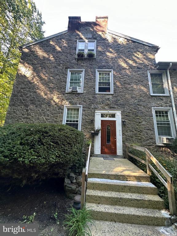 Foto del edificio - 72 Park Ln