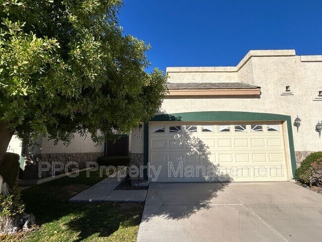 Building Photo - 7484 W Denaro Dr