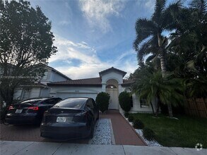 Building Photo - 11255 NW 77th Terrace