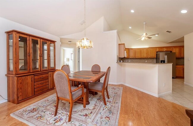 Building Photo - 30 Wildwood Dr