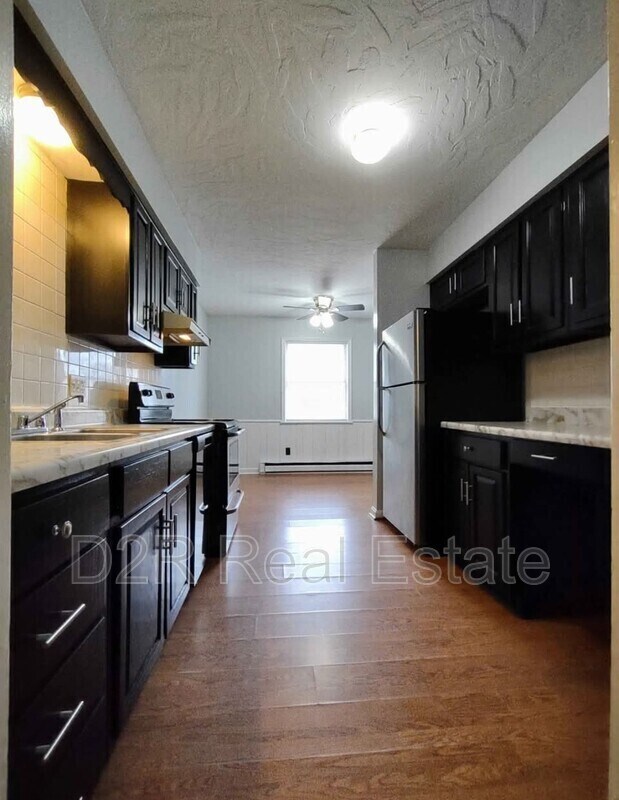 Foto del edificio - 7817 Southfield Dr