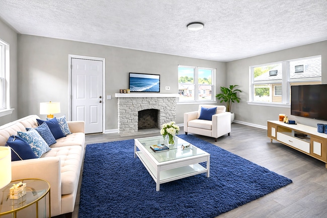 Photo - 2025 Mansfield St House