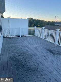 Building Photo - 889 Evergreen Cir