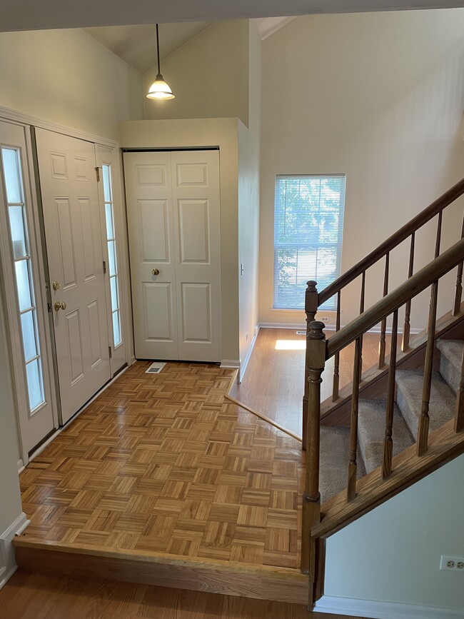 Building Photo - 1150 Coldspring Rd