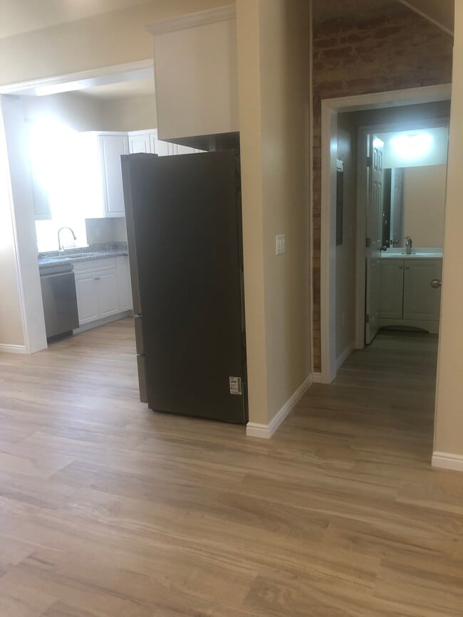kitchen and hallway to bathroom and office - 454 E 850 S