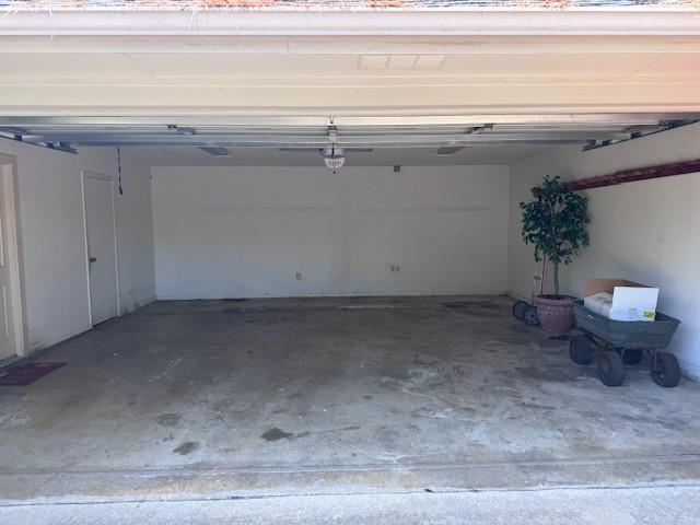 Foto del edificio - 4115 Holbrook Dr
