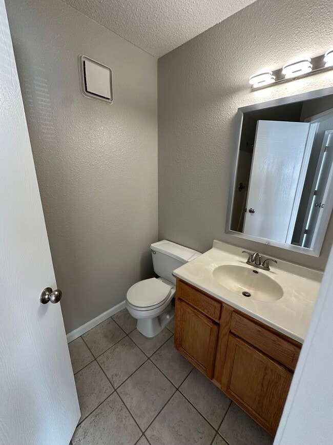 Interior Photo - Coral Club Apartments