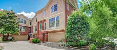 Foto del edificio - 902 Cohn St