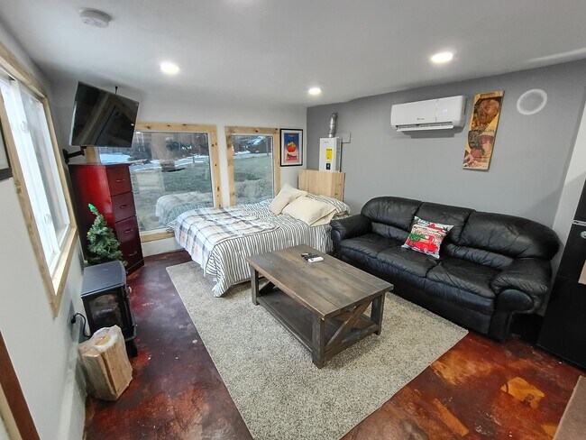 Foto del edificio - 1125 Molitor Rd