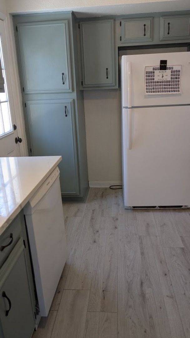 Building Photo - 1005 W MLK #B