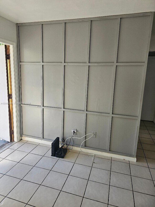 Foto del edificio - 2505 W 67th Pl