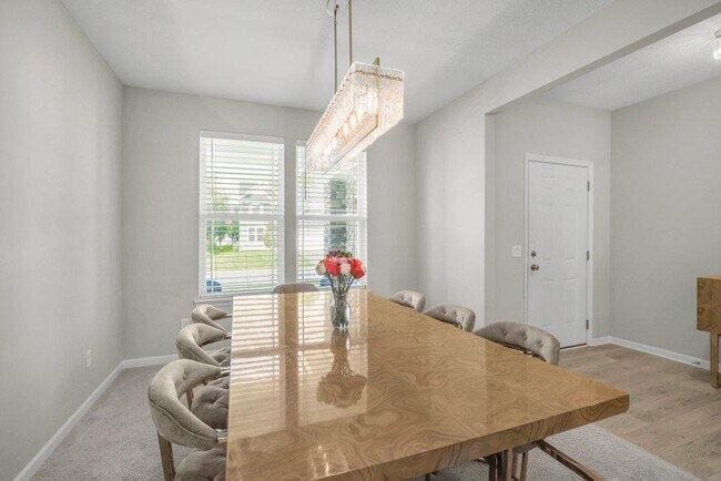 Foto del edificio - 21979 Lower Mill Ave