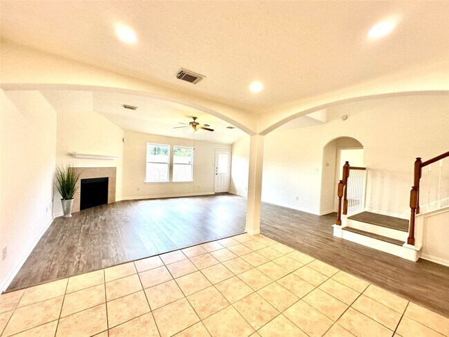 Foto del edificio - 25311 Clover Ranch Dr