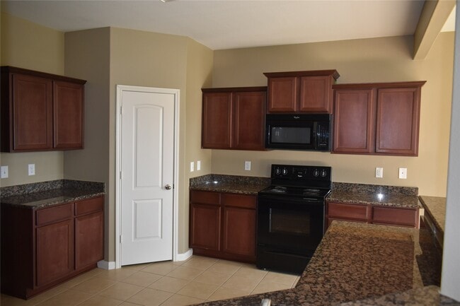 Building Photo - 11115 Panther Ct