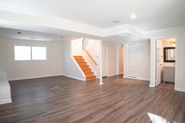 Foto del edificio - 13227 Sturbridge Rd