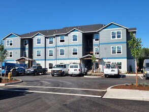 Interior Photo - Eagle Pointe