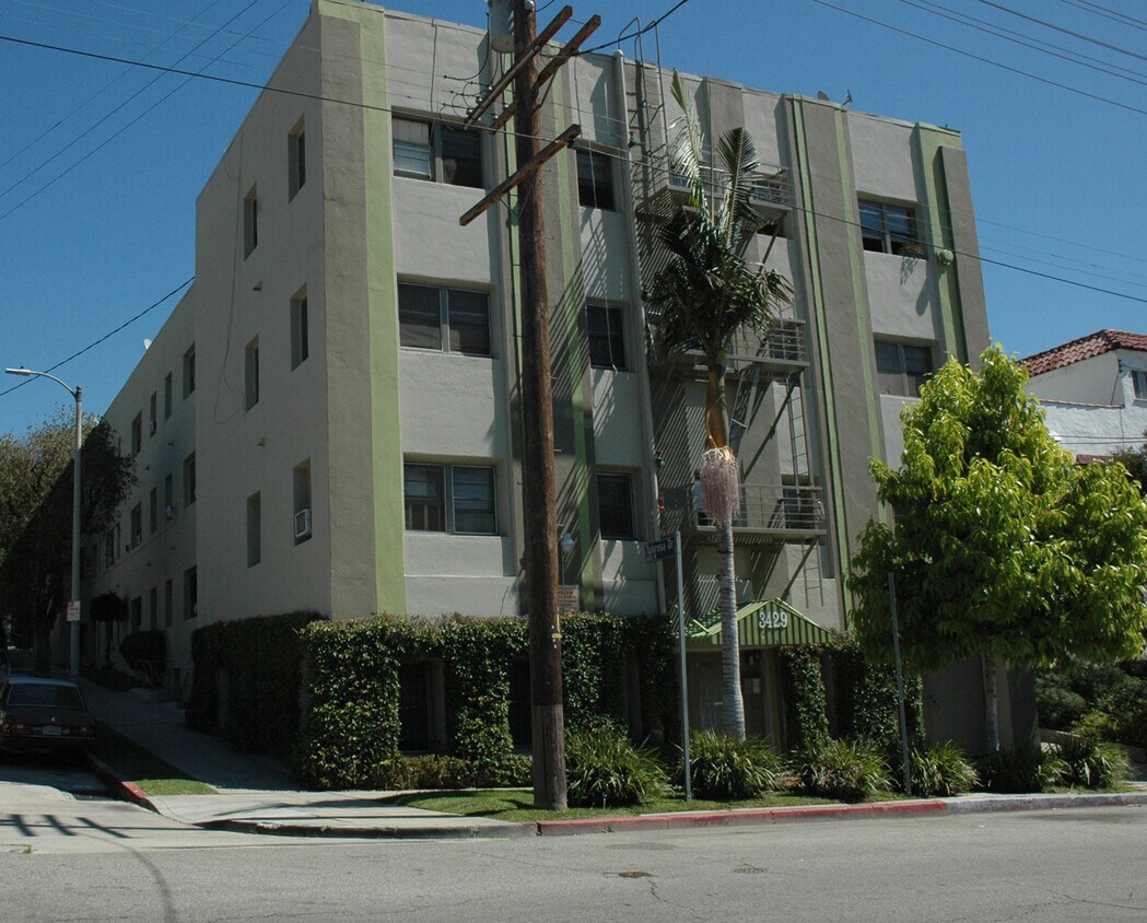 Foto del edificio - 3429 Bellevue Ave