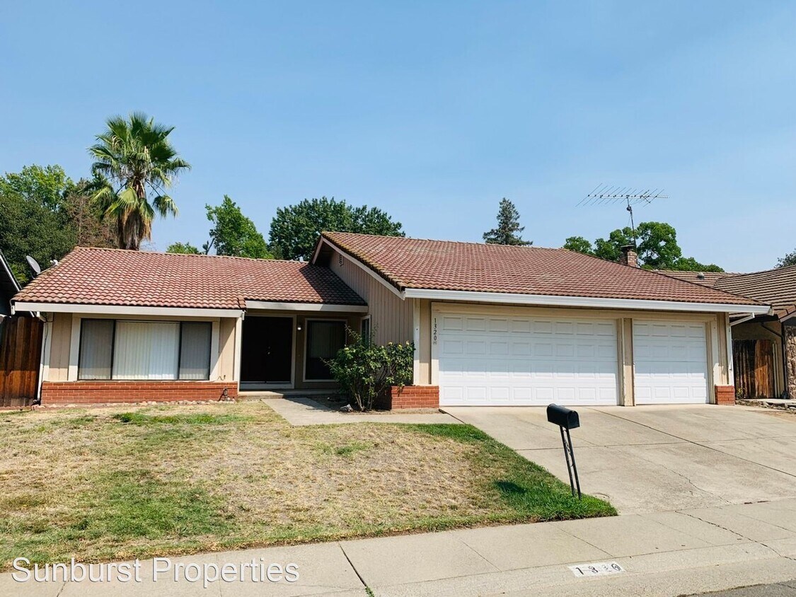 Primary Photo - 4 br, 2 bath House - 1320 Stonebridge Way