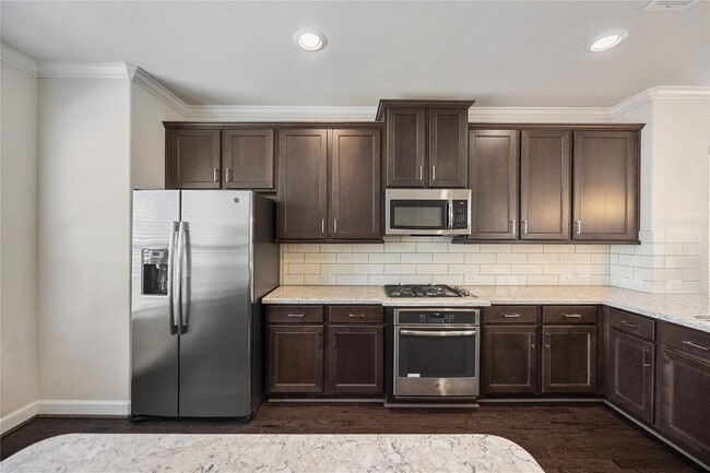 Building Photo - 1506 Brayson Oaks Pl