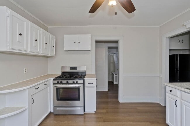 Building Photo - 111-115-115 Groveland St