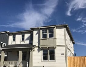 Building Photo - 3009 Shorebird Pl