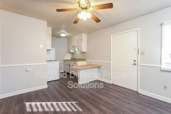 Building Photo - 4368 Ogburn Ave