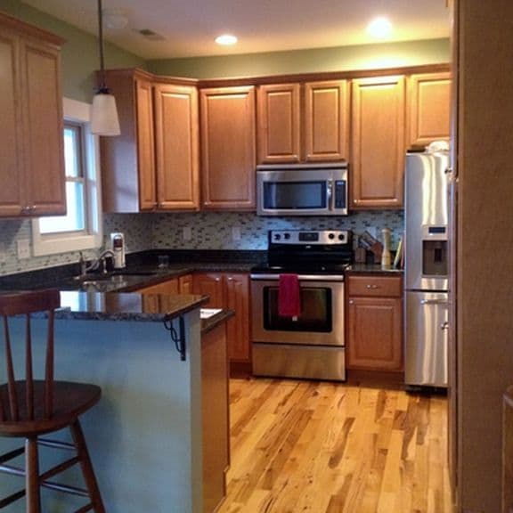 Building Photo - 12 Highland Grove Rd