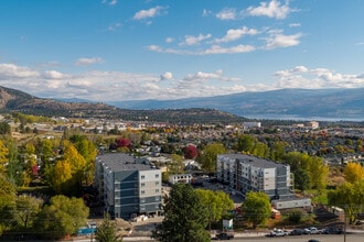Building Photo - Skygreen