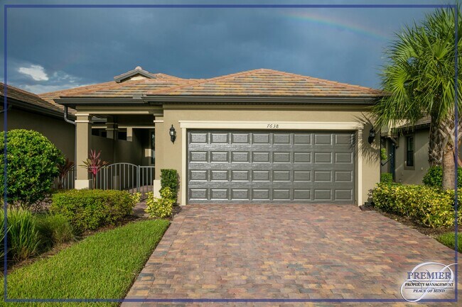 Building Photo - ***WINDING CYPRESS - NEW - FURNISHED ***