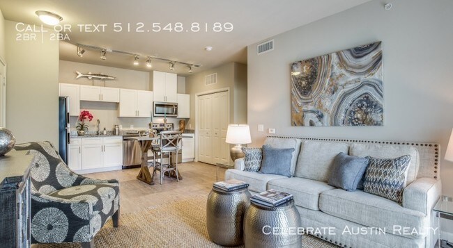 Building Photo - 14201 N Interstate 35 Frontage Rd