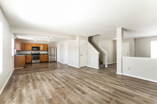 Foto del edificio - 864 Olmsted Dr