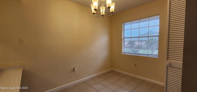 Building Photo - 234 Bristol Ct