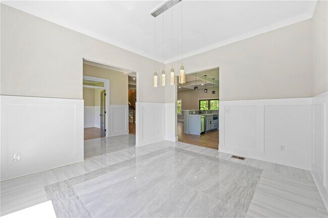 Building Photo - 1705 Littlebrook Ct