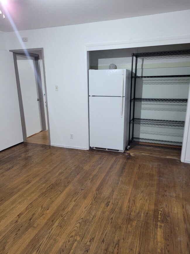 Photo - 1726 Crescent Dr House