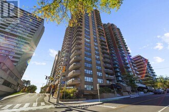 Building Photo - 556 Laurier Ave W