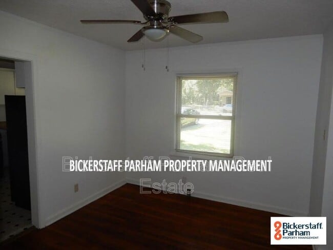 Building Photo - 4017 Trask Dr