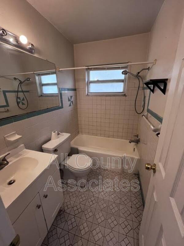 Building Photo - 7072 Bougenville Dr