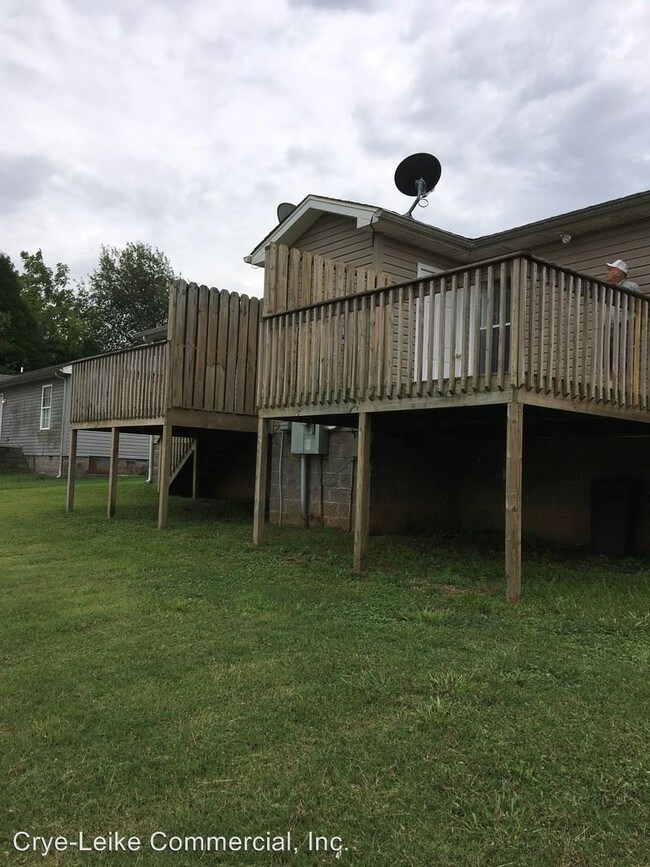 Foto del edificio - 2 br, 1 bath House - 311 Reid Rd.