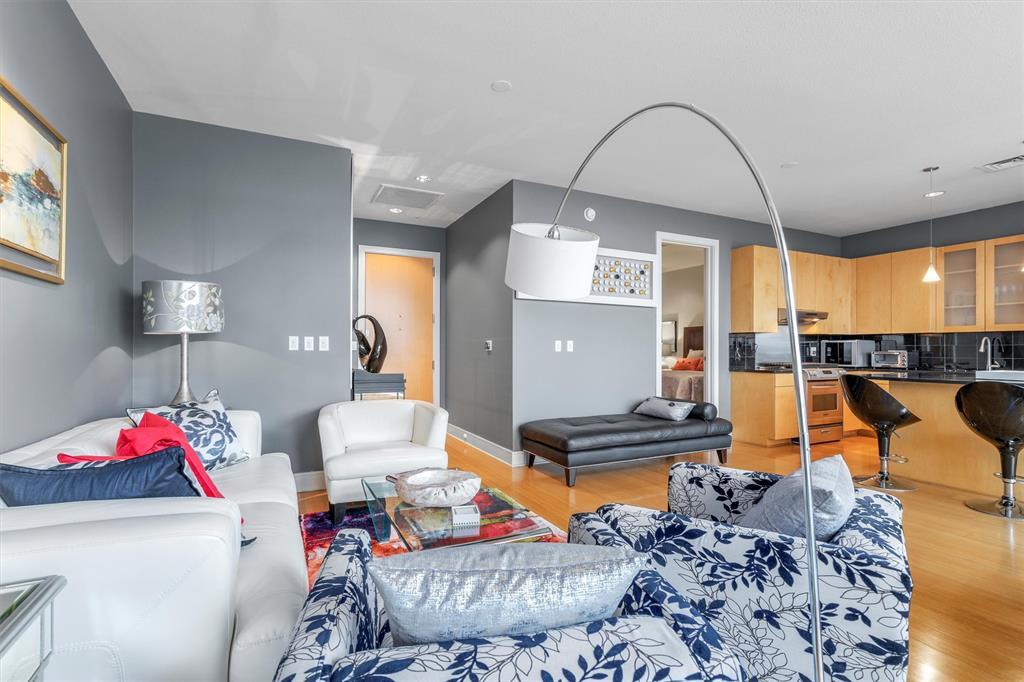 Foto principal - 555 E 5th St.