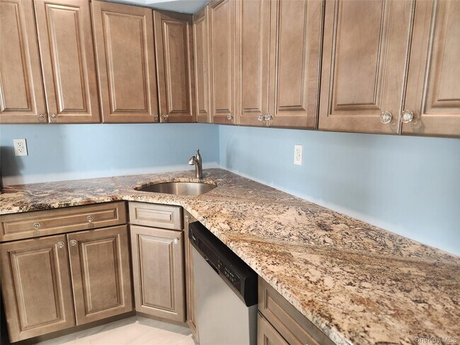 Foto del edificio - 334 Artist Lake Dr