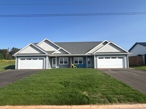Building Photo - 37 Violet Cir