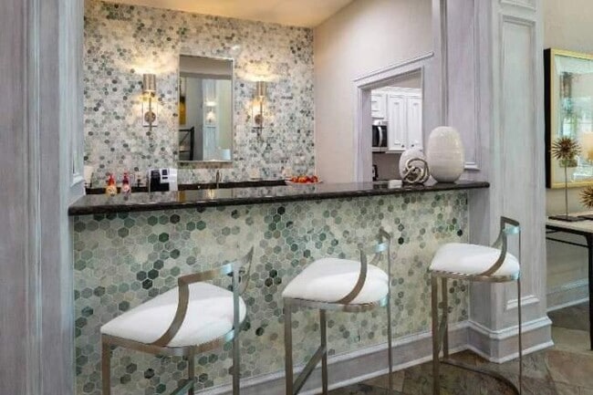 Building Photo - 2 bedroom in Houston TX 77058