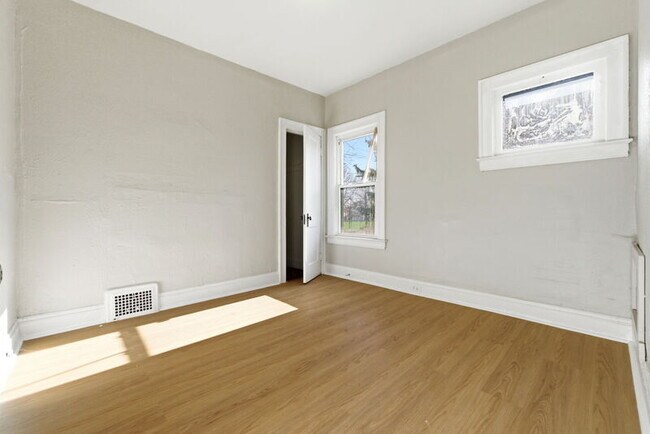 Foto del edificio - 13806 Coit Rd